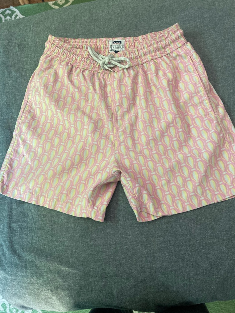 Love Brand & Co swim trunks board shorts Men’s L